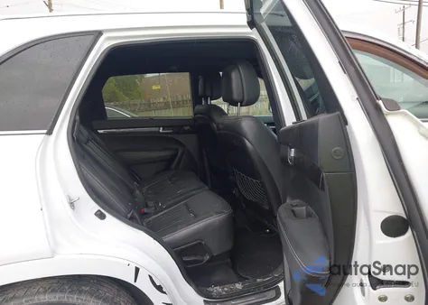 2014 Kia Sorento Limited V6 z USA, uszkodzony, nr VIN 5XYKW4A70EG438383